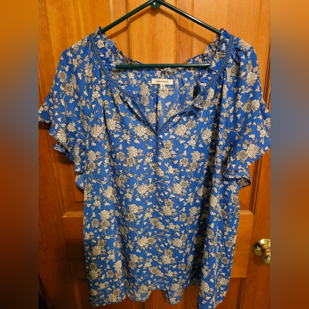 Max Studio Blue Floral Blouse